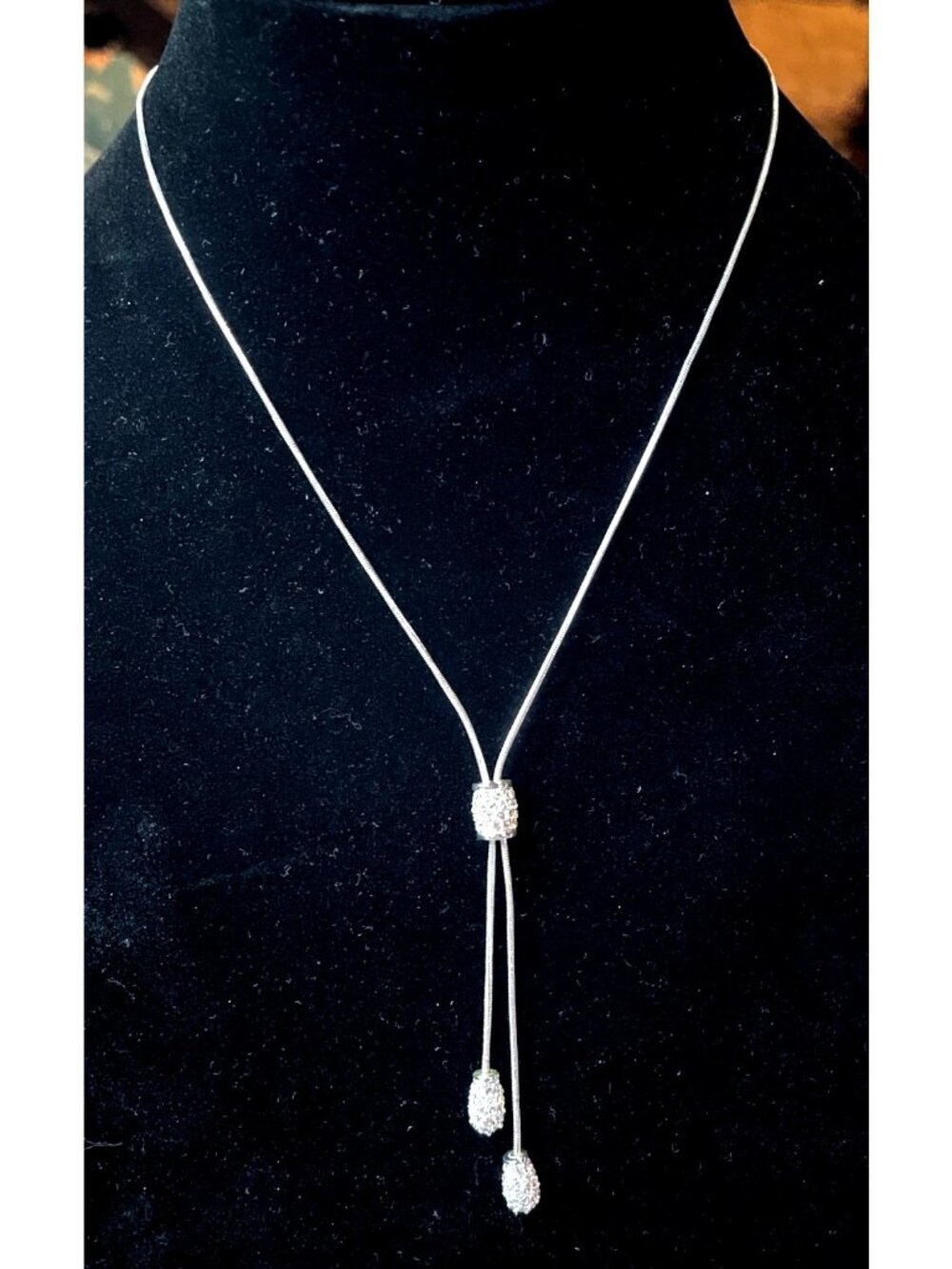 Napier 80s/90s Silver Tone Pave Crystal Teardrop Pendant Lariat Rhodium Snake Ch
